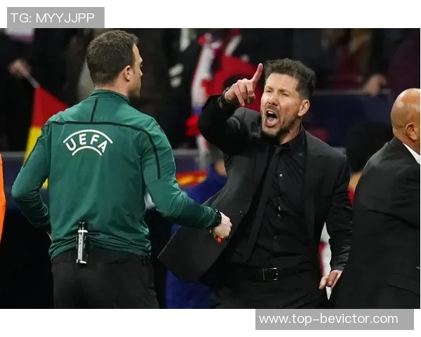 弗兰克谈西蒙斯红牌上诉无效罗梅罗激情或影响冷静表现